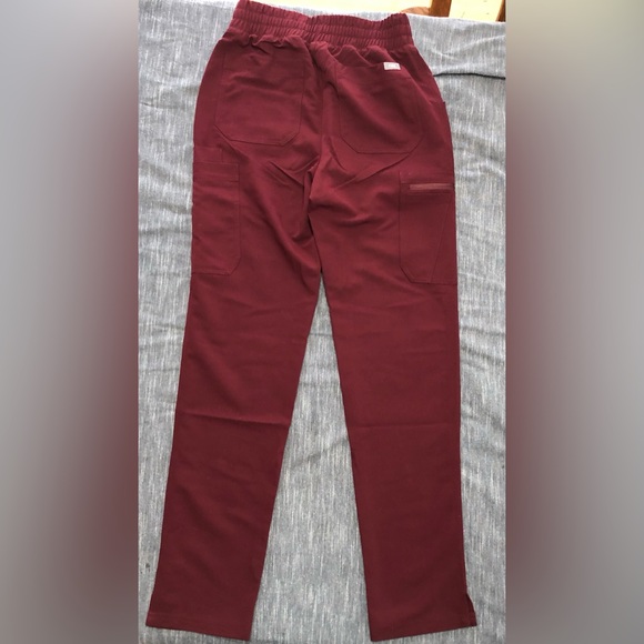 Figs Technical Collection High Waisted Yola Pant XXS Maroon - Picture 4 of 15